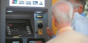 Κατά λάθος αυξήσεις σε 572.000 συνταξιούχους