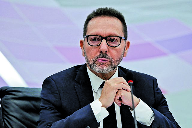 Στουρνάρας: Η κρίση δεν επηρεάζει το ελληνικό τραπεζικό σύστημα | tanea.gr Στουρνάρας: Η κρίση δεν επηρεάζει το ελληνικό τραπεζικό σύστημα | tanea.gr