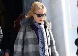 Χαριτίνη Καρόλου: «Καταστράφηκα χωρίς να φταίω, επειδή έβαλα την υπογραφή μου ως εγγυήτρια»