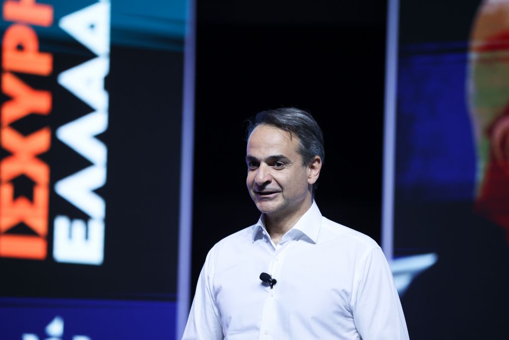 Αύξηση μισθών, μείωση φόρων και ιδιωτικά πανεπιστήμια υπόσχεται ο Μητσοτάκης για 2023-2027