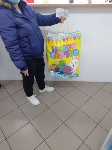 Πασχαλινό τραπέζι σε 1.752 άπορους δημότες στον Δήμο Φυλής