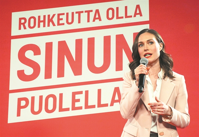 Αποχαιρετάει τον πρωθυπουργικό     θώκο η Σάνα Μάριν