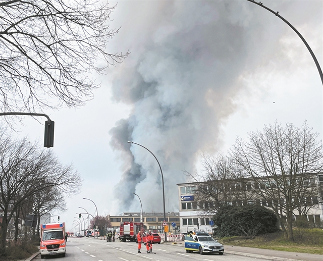 Συναγερμός στο Αμβούργο από τοξικό νέφος