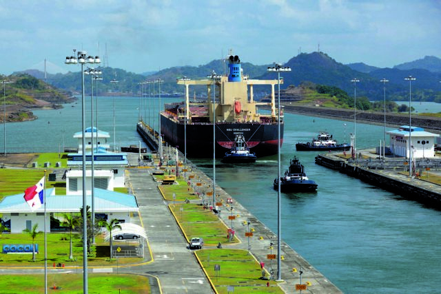 Με σιδηρόδρομο ανταγωνίζεται τη Διώρυγα του Παναμά