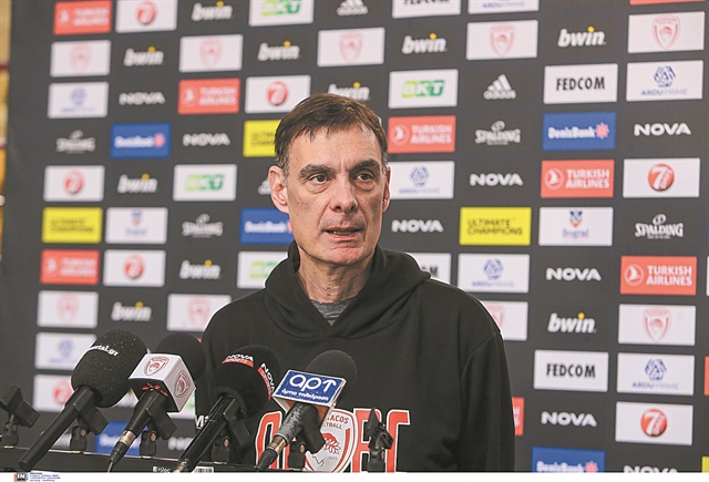 Μάχη γιγάντων