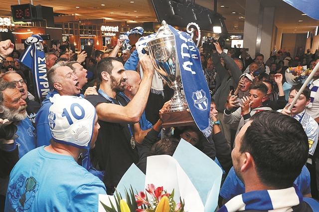 Βγήκε στον… αφρό!