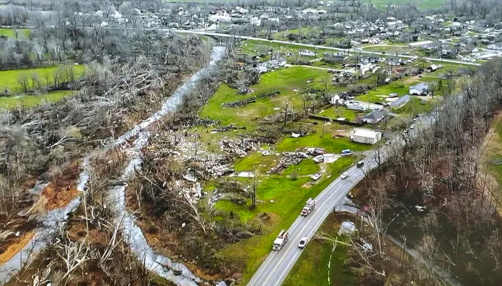Τέσσερις νεκροί και πολλοί τραυματίες από ανεμοστρόβιλο στο Μιζούρι