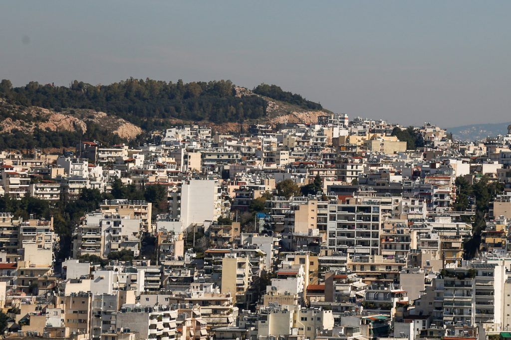 ΔιαΝΕΟσις: Στην Ελλάδα η πιο ακριβή συγκριτικά με το εισόδημα στέγαση στην Ευρώπη