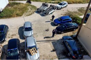 Ιδιοκτήτες ταξί έσπασαν αυτοκίνητα της Uber στη Ρόδο