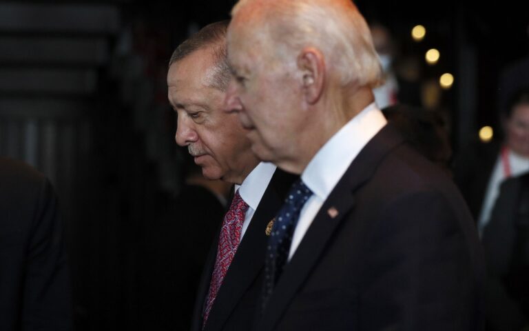 Τουρκία: Ο «ανένδοτος» του Ερντογάν απέναντι στην Ουάσιγκτον