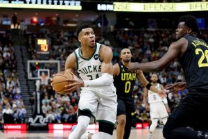 Τι περιμένει τους Μπακς μετά την πρωτιά