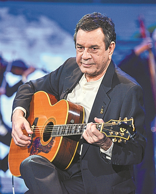 Ο Σταμάτης Σπανουδάκης στο «Σπίτι με το Mega»