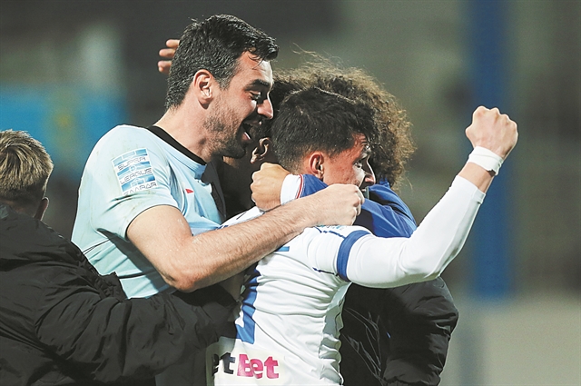 Διπλό παραμονής στη Νίκαια