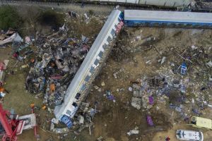 Τέμπη: «Το πόρισμα δείχνει τη δομική κατάρρευση που λέγαμε και εμείς», λέει ο Κώστας Γενηδούνιας