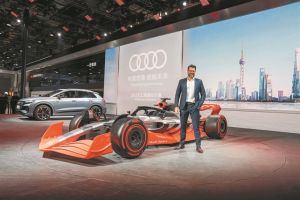 AUDI: ΠΡΕΜΙΕΡΑ ΣΤΗ FORMULA 1