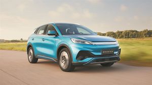 H BYD ΕΚΘΡΟΝΙΣΕ ΤΗΝ TESLA