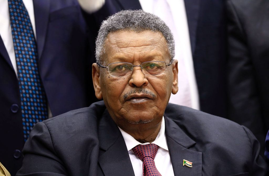 Σουδάν: Υπό κράτηση βρίσκεται ο ανατραπείς ηγέτης Ομάρ ελ Μπασίρ
