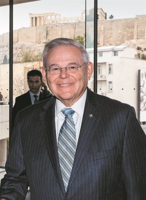 Συνεργασία «3+1» με υπογραφή Μενέντεζ