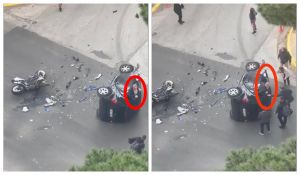 Νέο σοκαριστικό βίντεο από το δυστύχημα με μηχανή – Η στιγμή που ο οδηγός βγαίνει από το Smart
