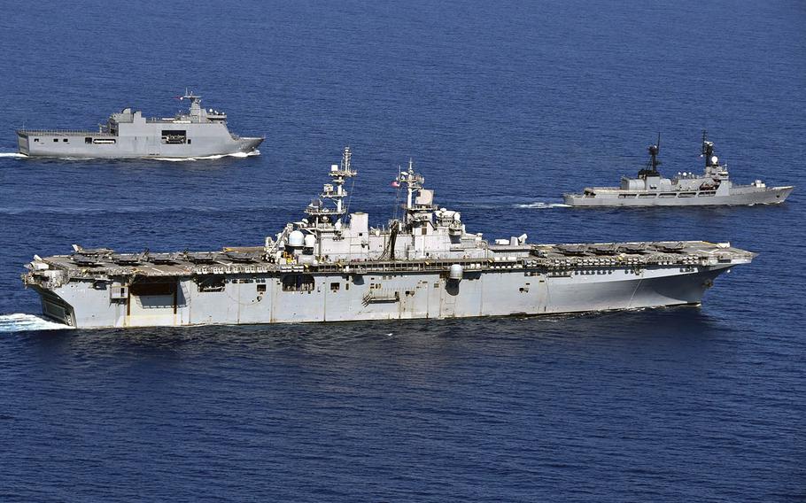 ΗΠΑ – Κίνα: Η Αμερική βυθίζει πολεμικό πλοίο στη Νότια Σινική Θάλασσα – Πολεμικά παιχνίδια «φωτιά»