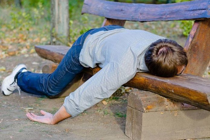 Νεαρός στην Κρήτη μέθυσε, πήγε για την ανάγκη του και… χάθηκε!