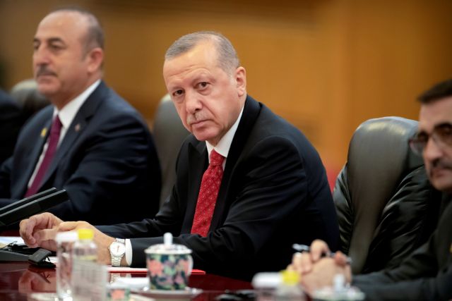 Εκλογές στην Τουρκία: Ο Ερντογάν πιέζεται, ο Τσαβούσογλου προκαλεί