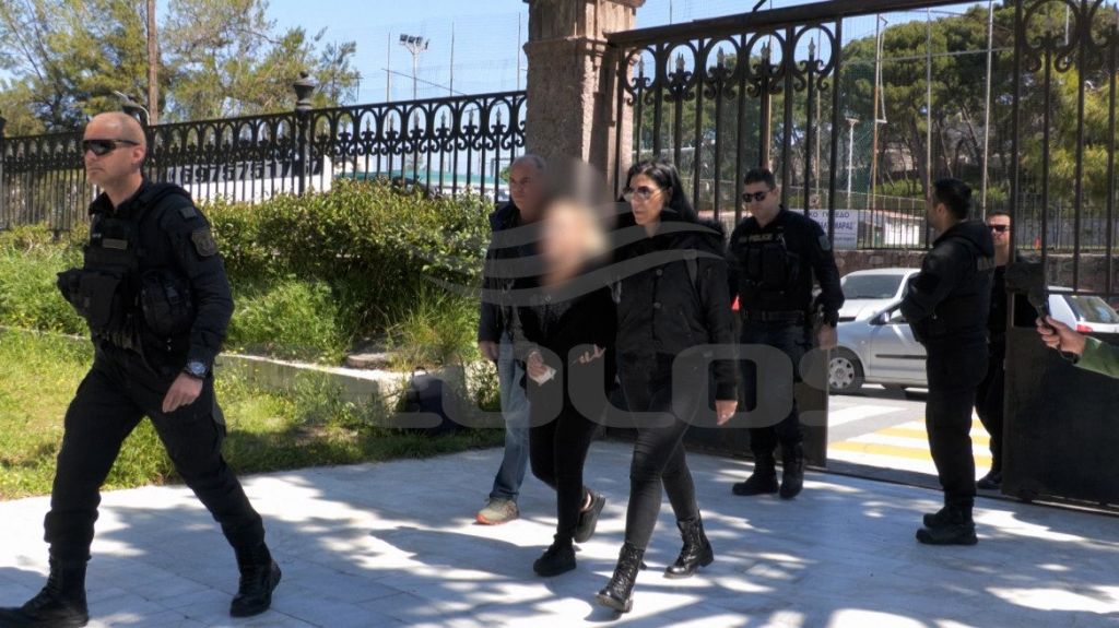 Στον ανακριτή η 49χρονη που έβαλε φωτιά στον σύζυγό της