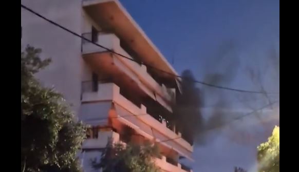 Φωτιά σε διαμέρισμα στο Χαλάνδρι – Εκκενώθηκε η πολυκατοικία