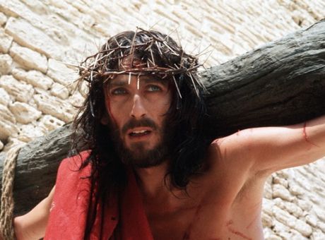 Ο Ιησούς από τη Ναζαρέτ: Δείτε πώς είναι σήμερα οι ηθοποιοί της σειράς | tanea.gr