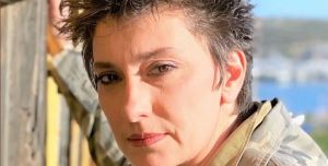 Ηρώ: «Τον πλάκωσαν στο ξύλο» – Σοκάρει με την αποκάλυψη για την επίθεση στον γιο της