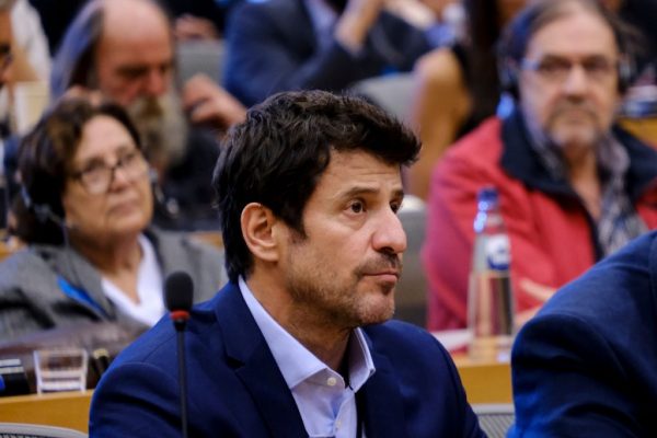 Ποια είναι η γυναίκα που αναμένεται να καταγγείλει τον Γεωργούλη