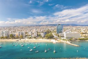 Ο πρίγκιπας Αλβέρτος και άλλες προσωπικότητες στην Κύπρο