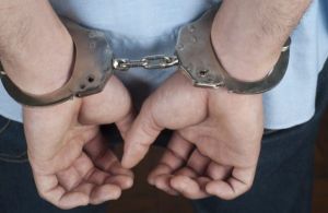 Θεσσαλονίκη: Ενοπλη ληστεία από δύο ανήλικα αδέλφια σε ψιλικατζίδικο
