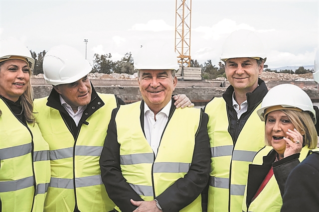 Αστυνομική έφοδος στα κεντρικά γραφεία του ΕΛΚ