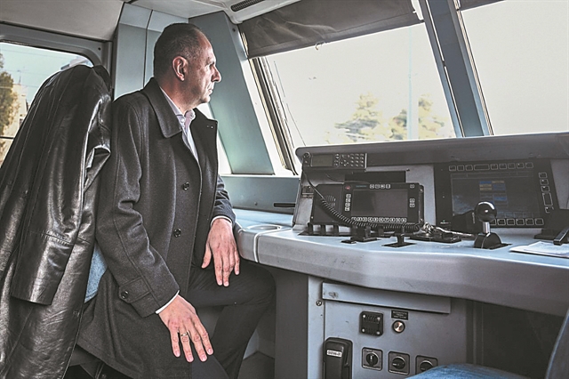 Πάσχα με το χρίσμα του υποψηφίου