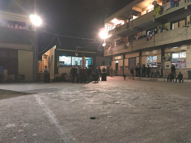 Γιατί κλείνει ο καταυλισμός των Κούρδων στο Λαύριο