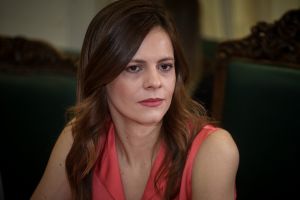 Εφη Αχτσιόγλου πριν από την Κεντρική Επιτροπή: «Ο ΣΥΡΙΖΑ έχει αρχηγό, τον Αλέξη Τσίπρα»