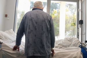 «Καλοί» οι γιατροί, «κακή» η οργάνωση στο ΕΣΥ – Γιατί καταφεύγουν σε ιδιώτες