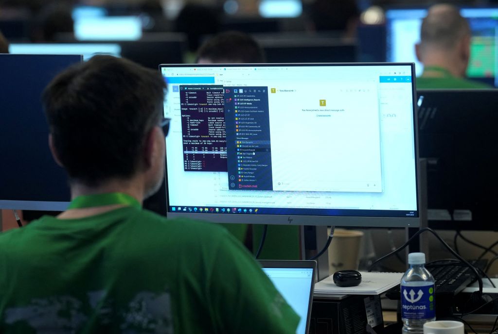 «Ρώσοι χάκερ» πίσω από μεγάλη κυβερνοεπίθεση σε ΜΜΕ της Πολωνίας