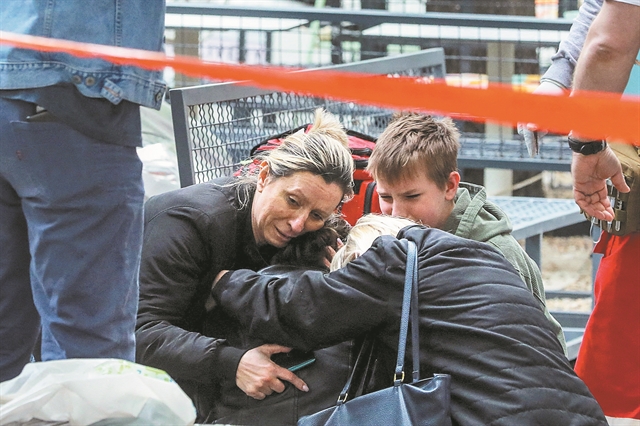 Σοκ από το μακελειό σε σχολείο στο Βελιγράδι