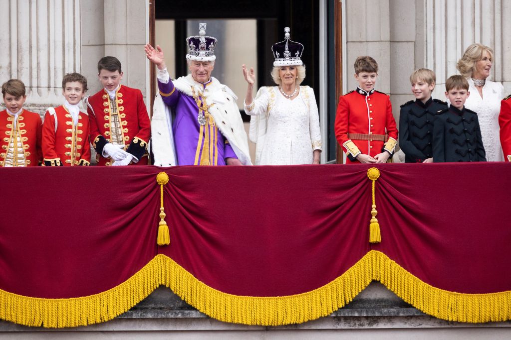Βασιλιάς Κάρολος: Τα παρελειπόμενα της ιστορικής στέψης