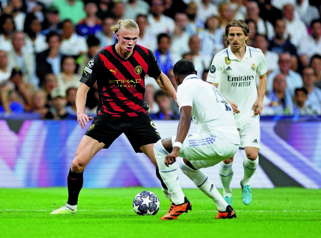 Οποιος νικά, το σηκώνει