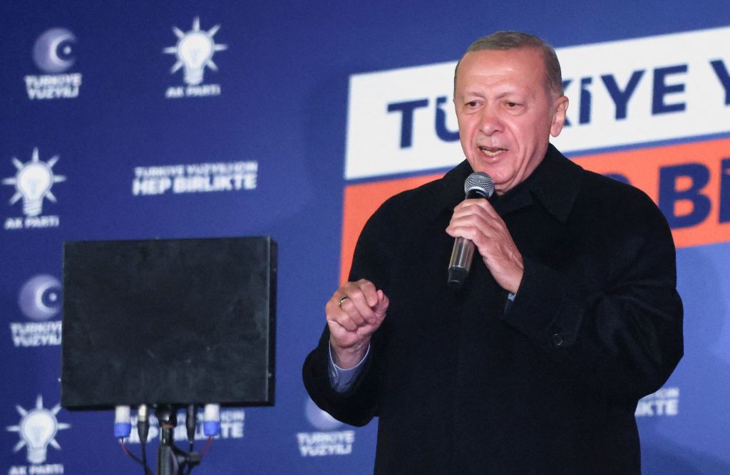 Εκλογές στην Τουρκία: Σαρώνει νέο τραγούδι – ύμνος στον Ερντογάν