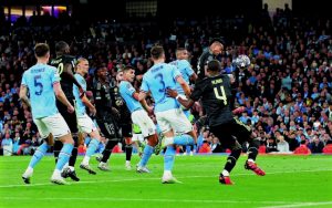 Μπροστά στο πεπρωμένο