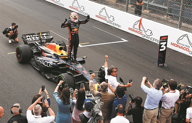 Φερστάπεν παντός καιρού