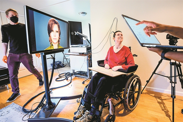 Παραπληγική γυναίκα «μίλησε» μέσω άβαταρ!