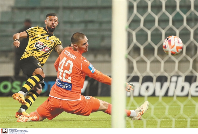 Με τη σφραγίδα ενός αρτίστα