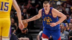 Αδιανόητος Γιόκιτς και 1-0 οι Νάγκετς (132-126)