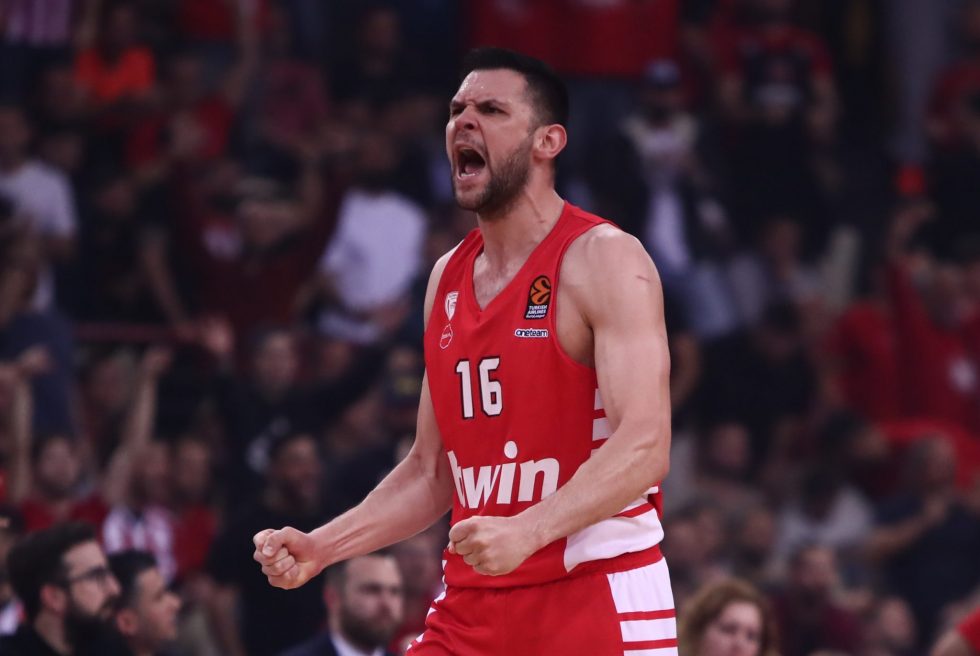 Ήρθε η ώρα του αρχηγού