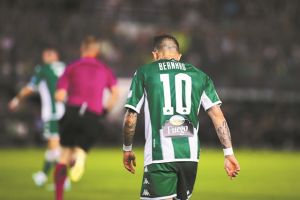 Περιμένοντας τον Μπερνάρ